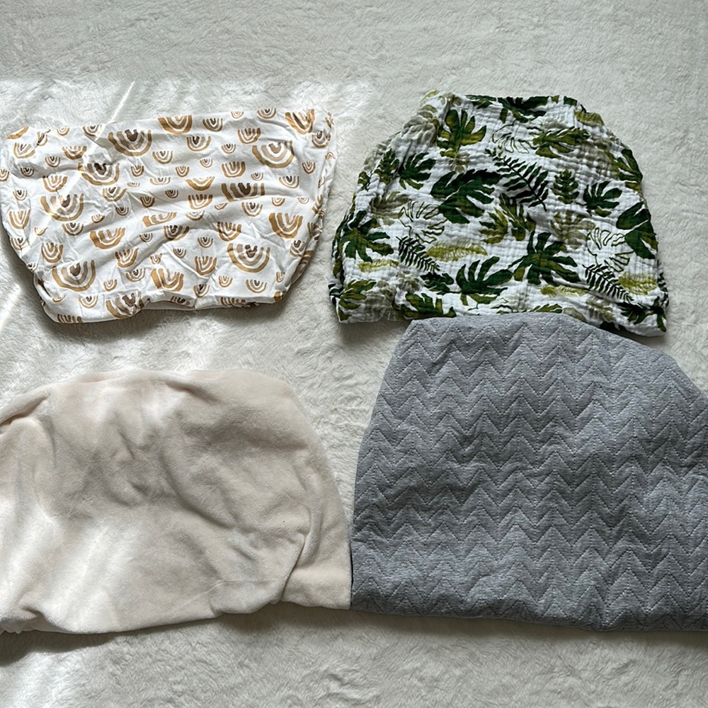 FOUR Changing pad covers!